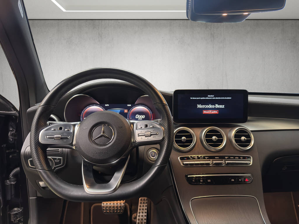 MERCEDES-BENZ GLC 300 AMG Line 4m-image-10