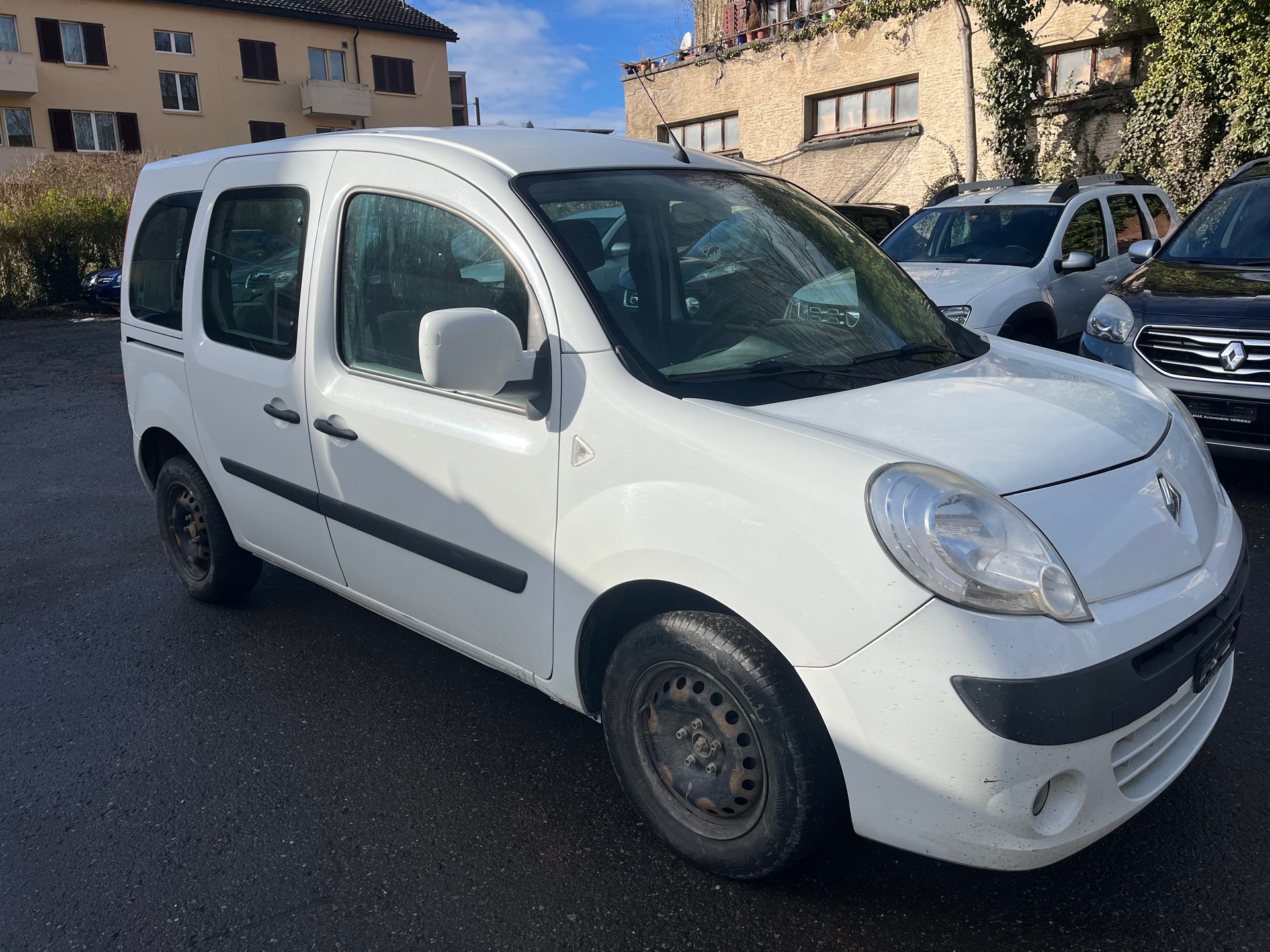 RENAULT Kangoo 1.6 16V Dynamique-image-5