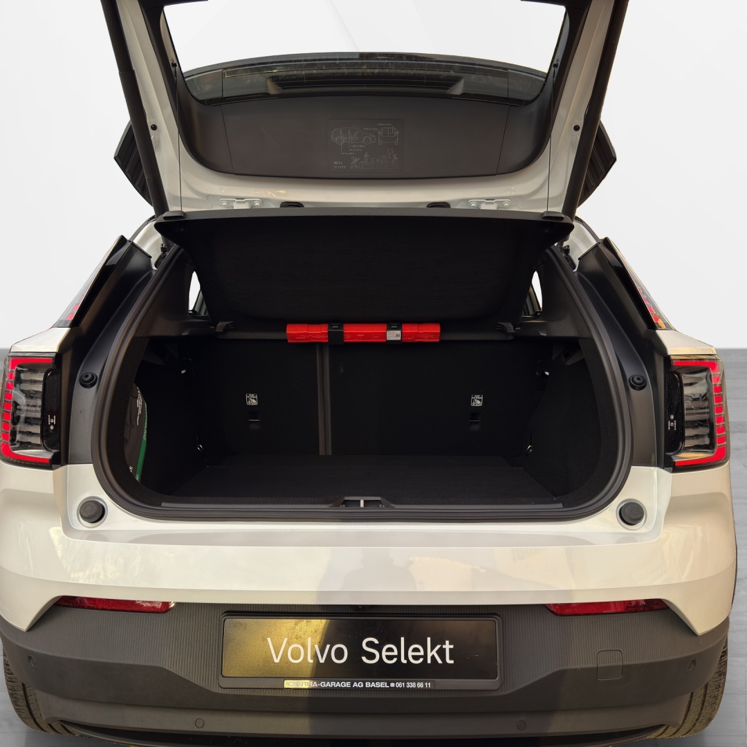 VOLVO EX30 E60 69kWh Twin Ultra-image-12