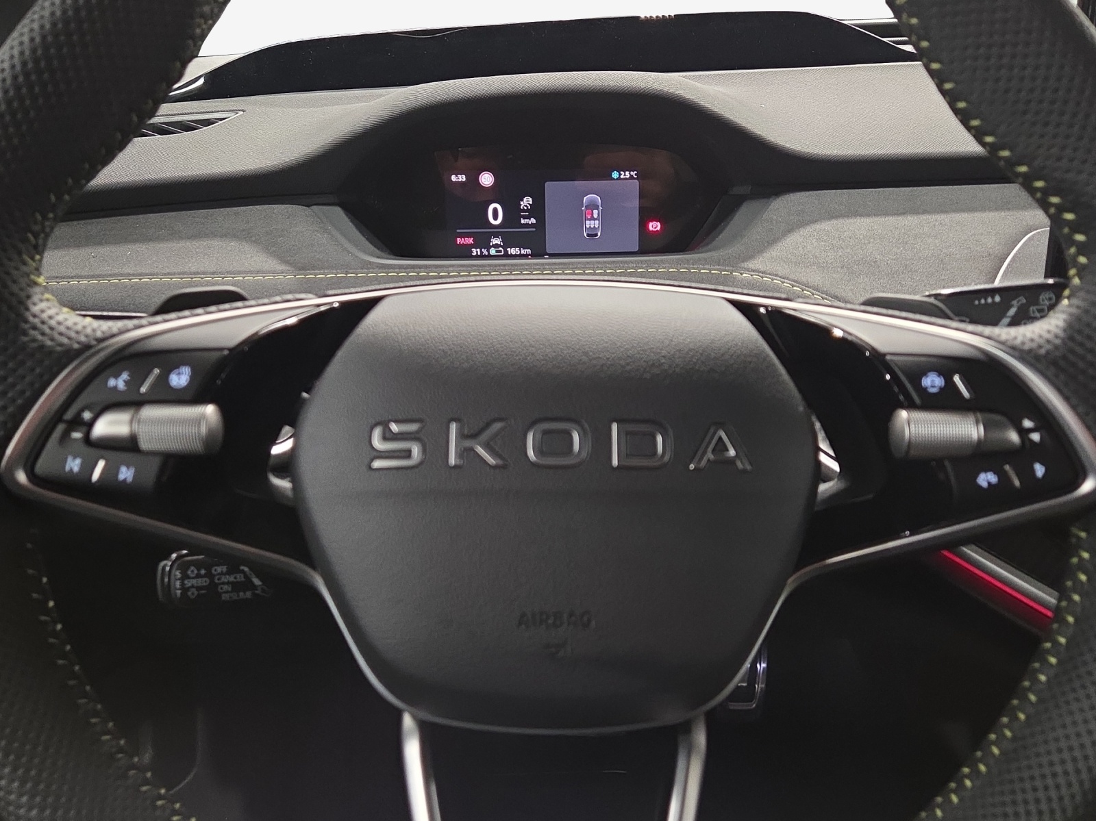 SKODA Elroq RS 4x4-image-14