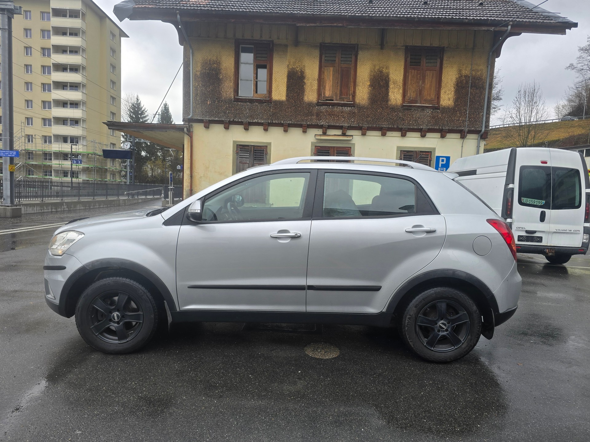 KGM-SsangYong Korando 2.0 e-XDI Black Edition 4WD-image-7