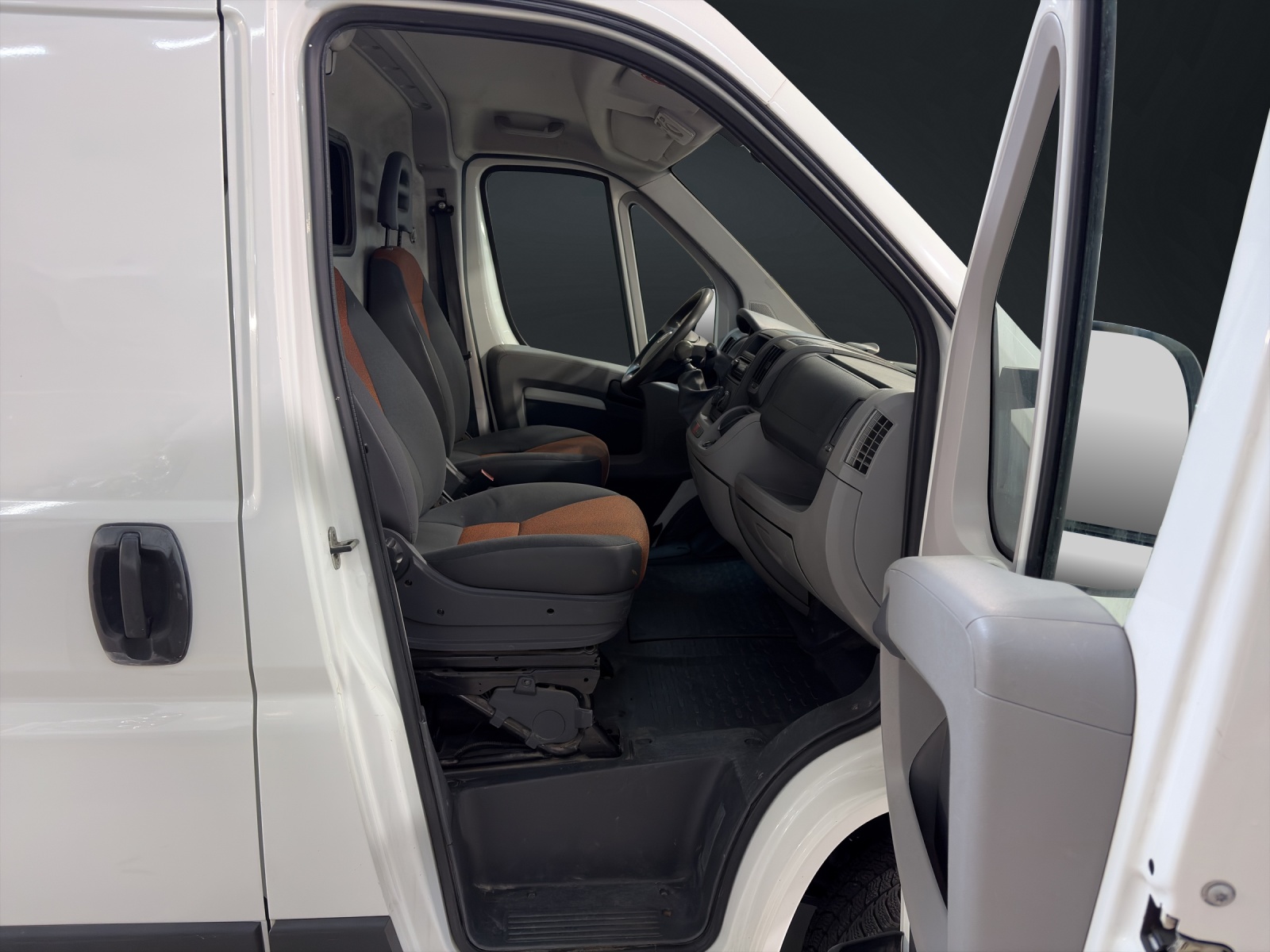 FIAT Ducato 11 2.2 JTD-image-12