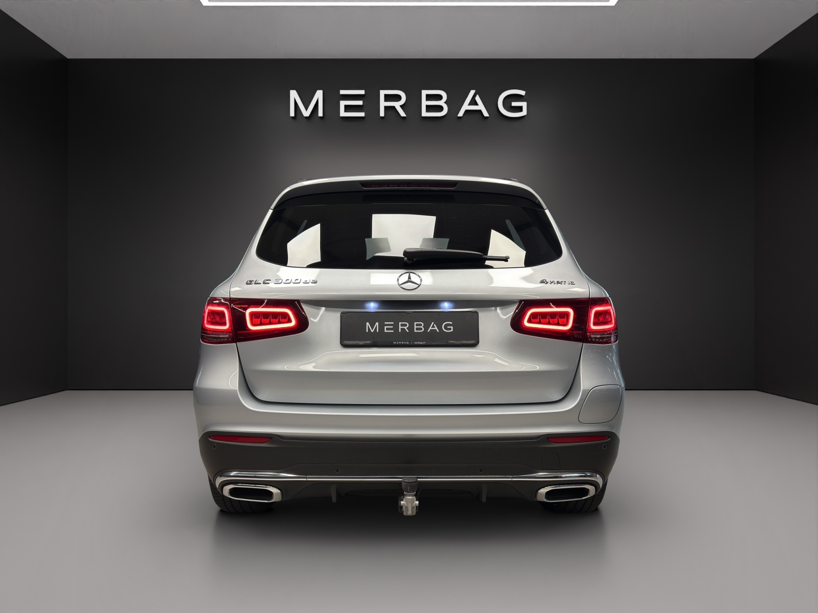 MERCEDES-BENZ GLC 300 de AMG Line 4M A-image-4