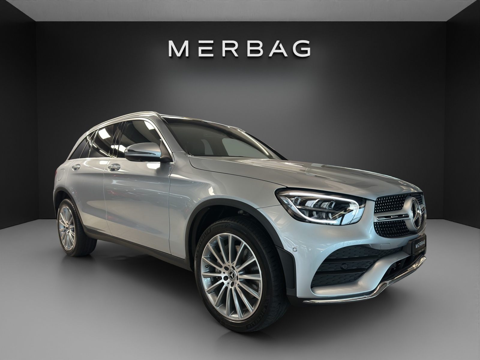 MERCEDES-BENZ GLC 300 de AMG Line 4M A-image-0