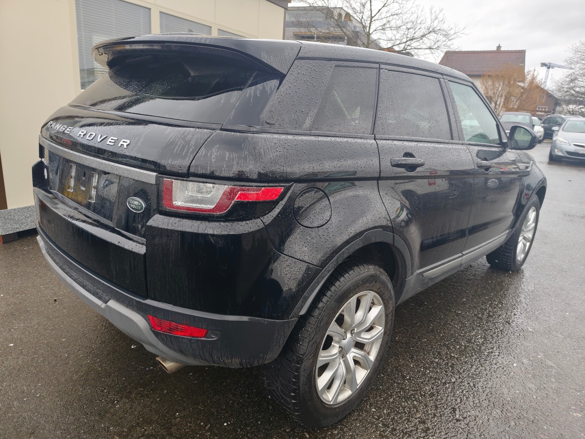 LAND ROVER Range Rover Evoque 2.0 TD4 SE Advantage AT9-image-2