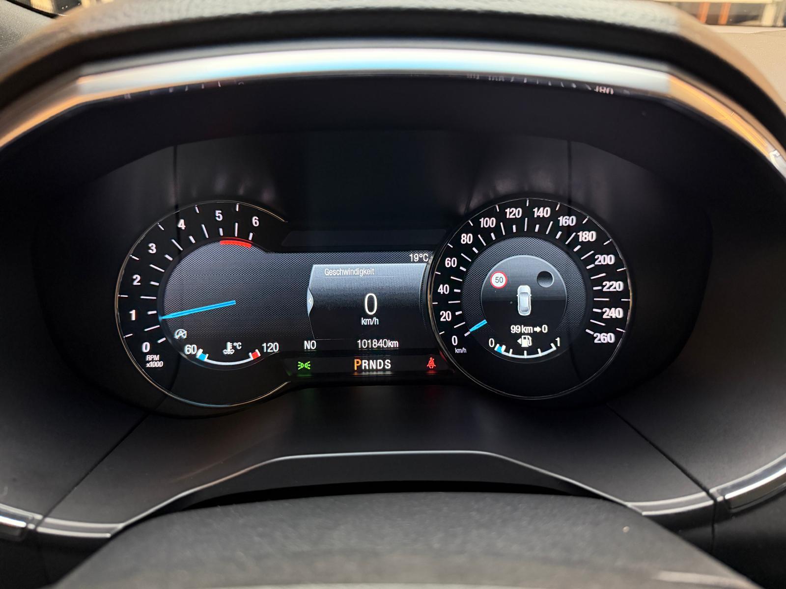 FORD Edge 2.0 EcoBlue 238 ST-Line-image-21
