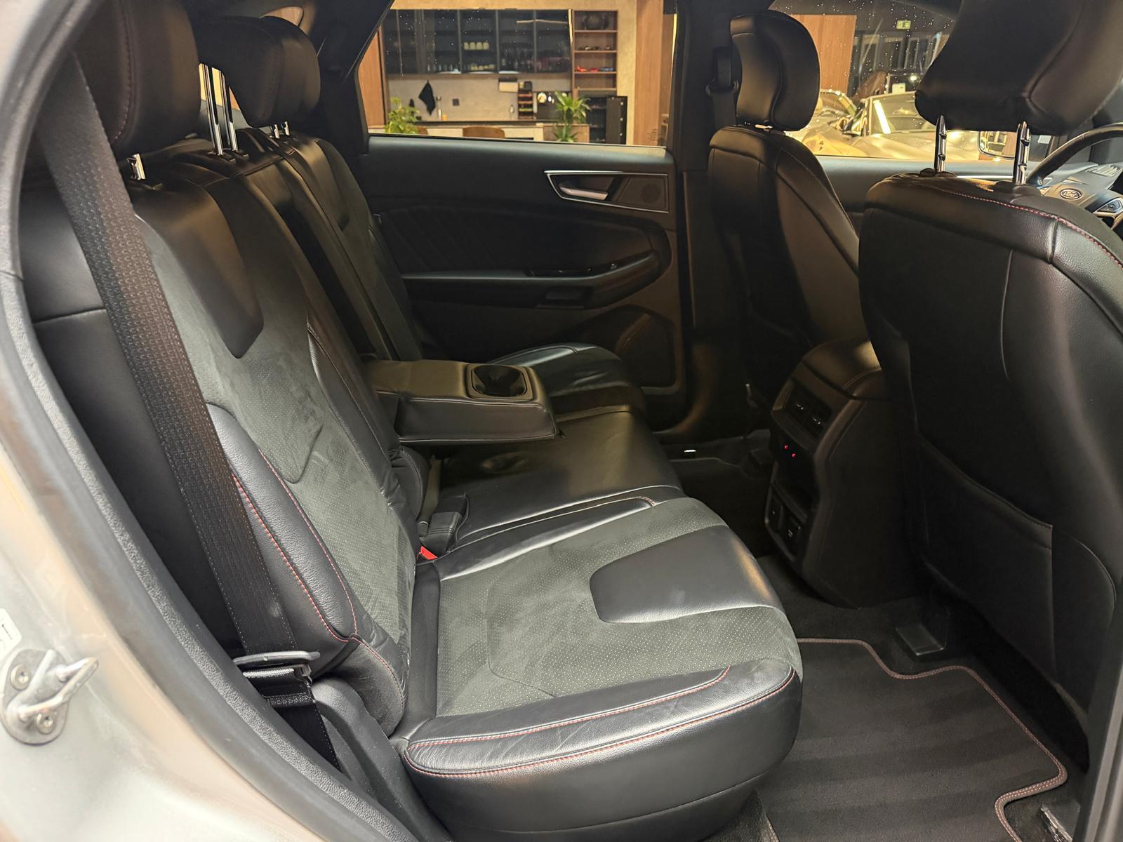 FORD Edge 2.0 EcoBlue 238 ST-Line-image-10