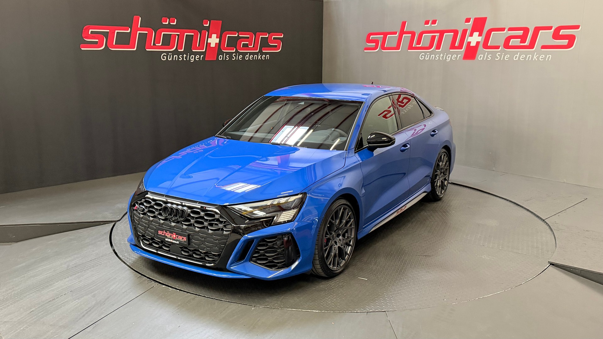 AUDI RS3 Limousine 2.5 TSI Performance quattro S-tronic 1of300-image-1