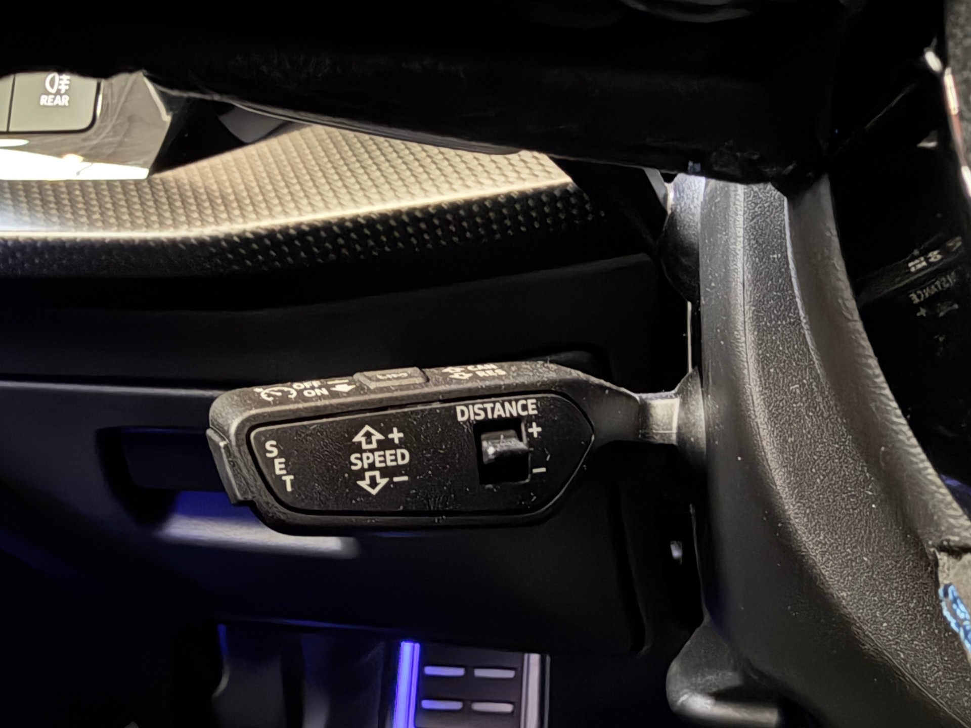 AUDI RS3 Limousine 2.5 TSI Performance quattro S-tronic 1of300-image-32