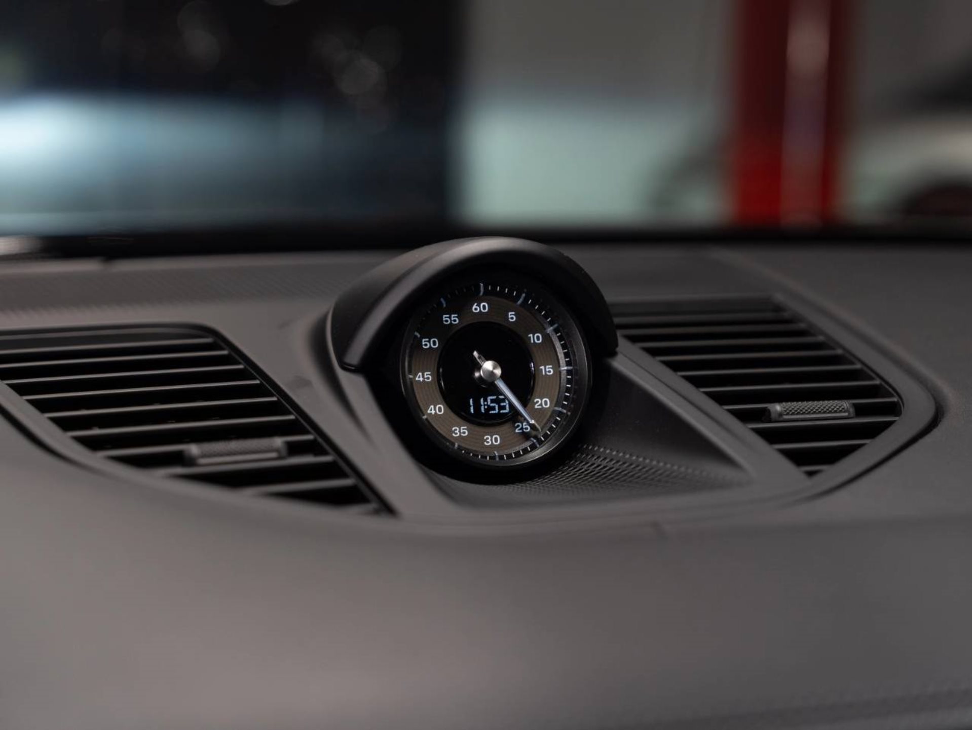 PORSCHE Panamera Turbo S E-Hybrid-image-9