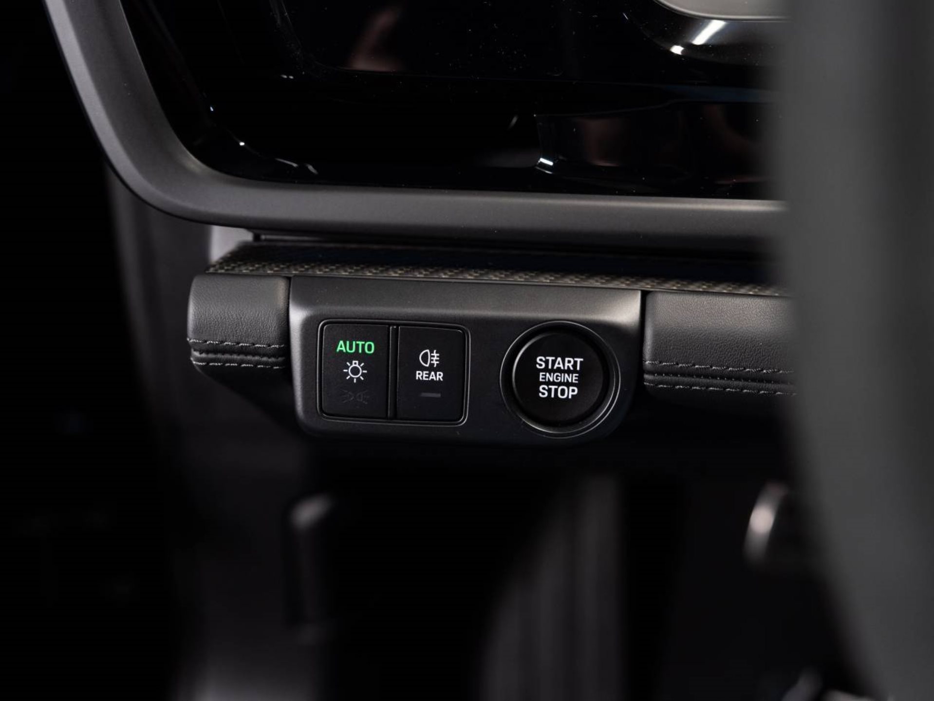 PORSCHE Panamera Turbo S E-Hybrid-image-11