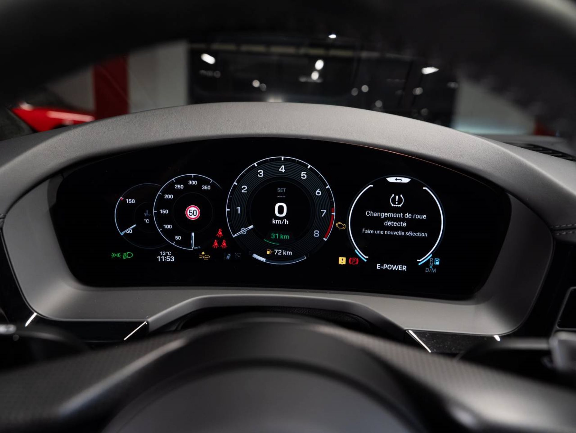 PORSCHE Panamera Turbo S E-Hybrid-image-8