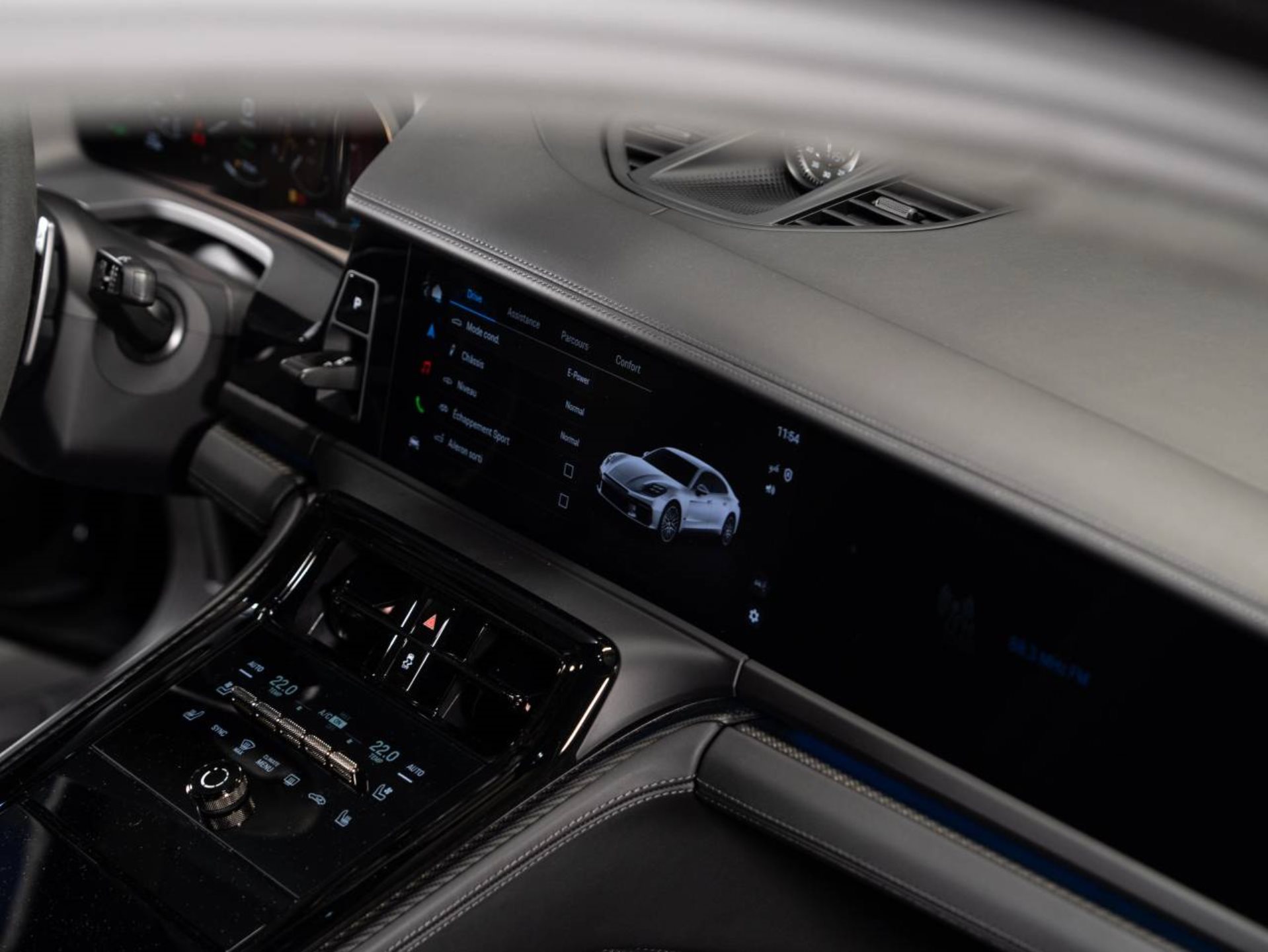 PORSCHE Panamera Turbo S E-Hybrid-image-14