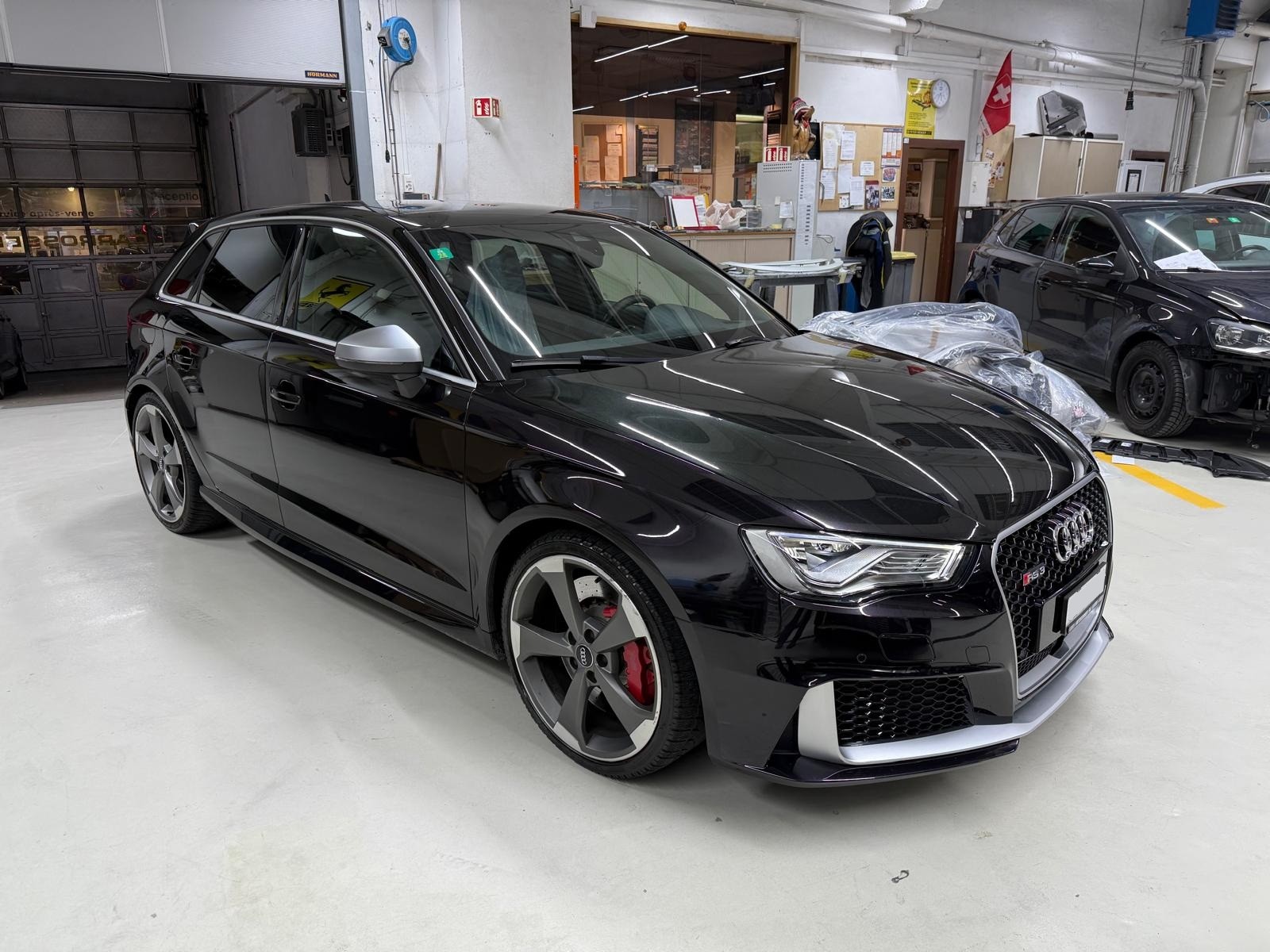 AUDI RS3 2.5 TSI quattro S-tronic-image-1
