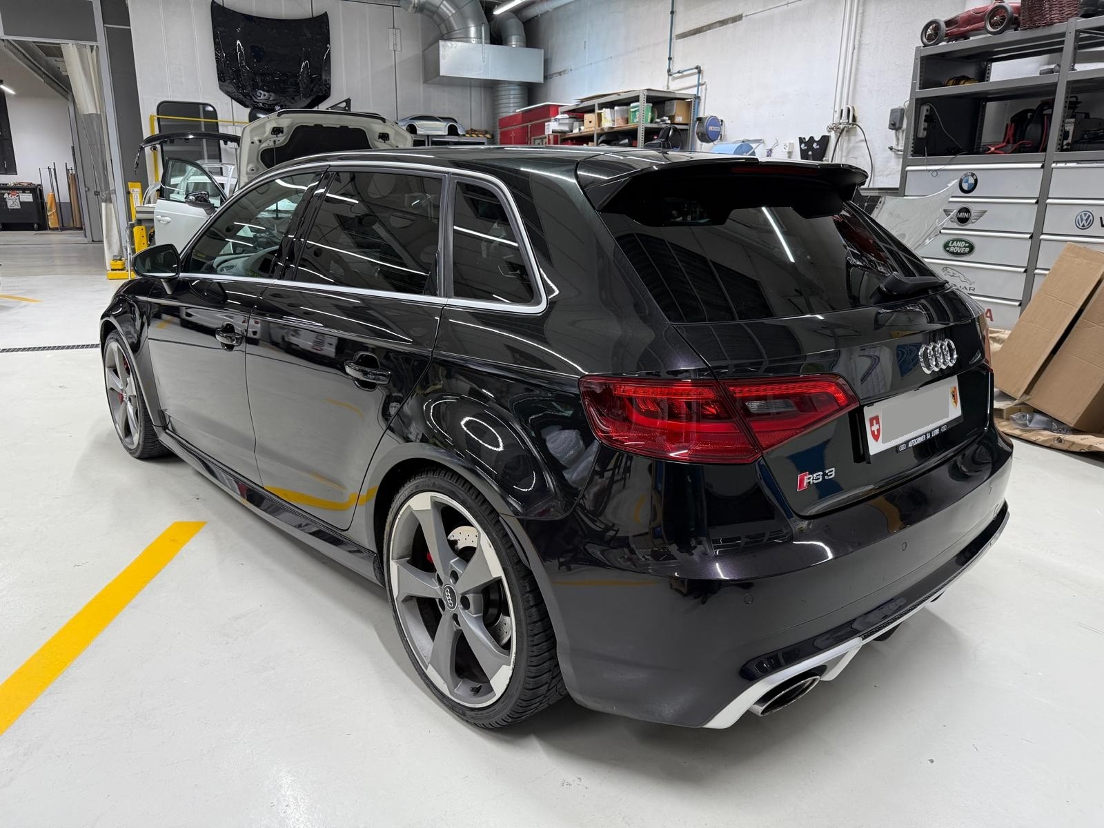 AUDI RS3 2.5 TSI quattro S-tronic-image-4