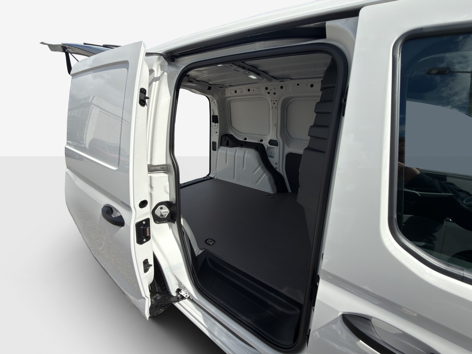 VW Caddy Cargo 1.5 TSI-image-11