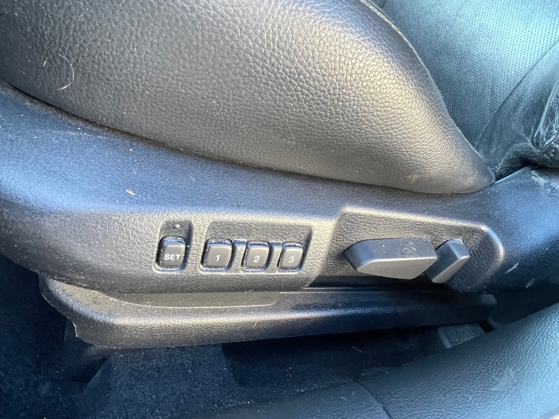 MAZDA 6 2.0 16V Exclusive-image-13