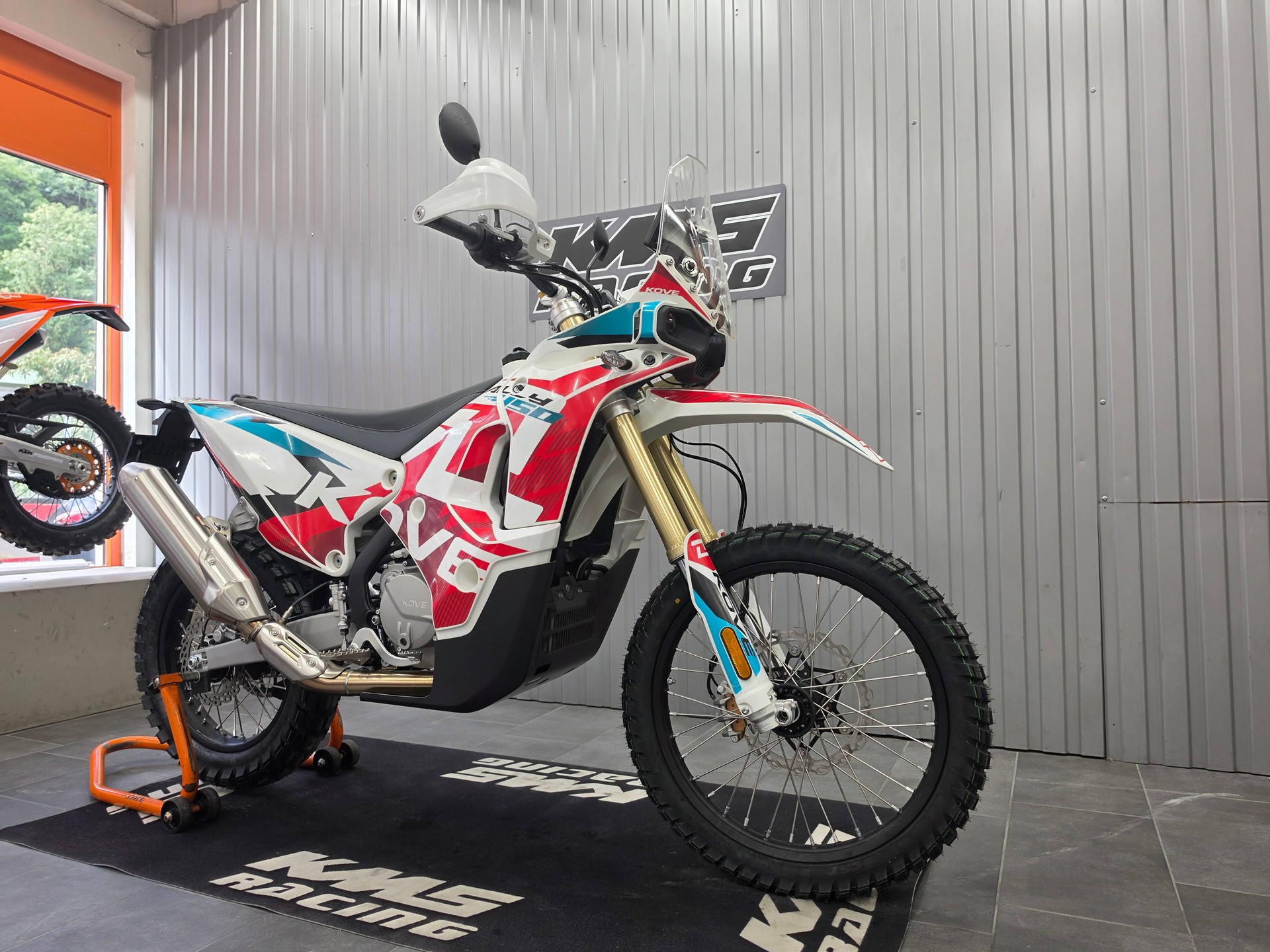 KOVE 450 Rally-showroom-element-2