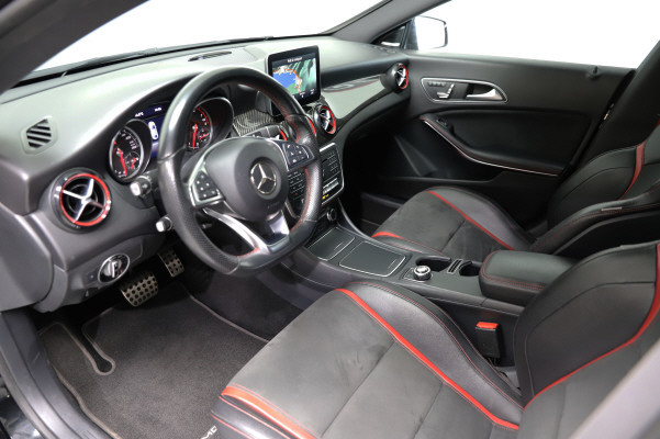 MERCEDES-BENZ CLA 250 Sport 4Matic-image-7