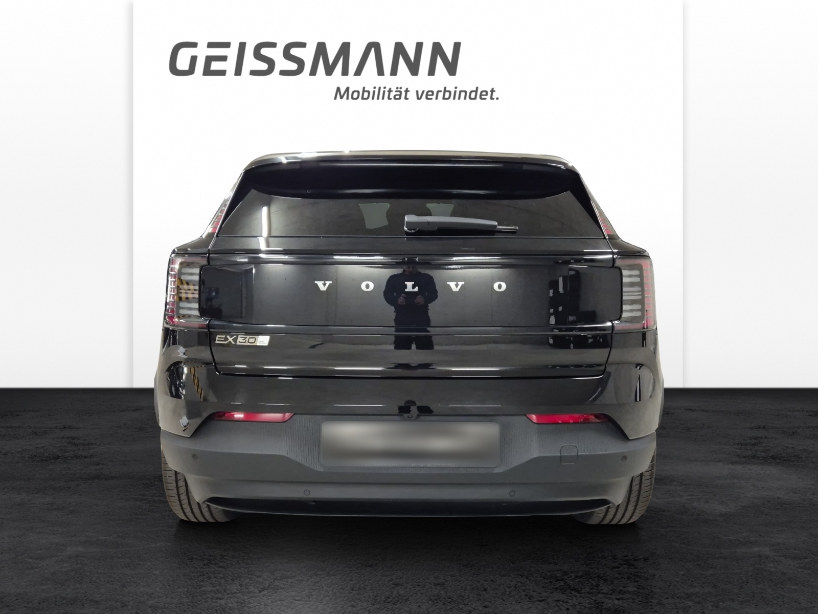 VOLVO EX30 E60 Twin Ultra Performance AWD-image-5