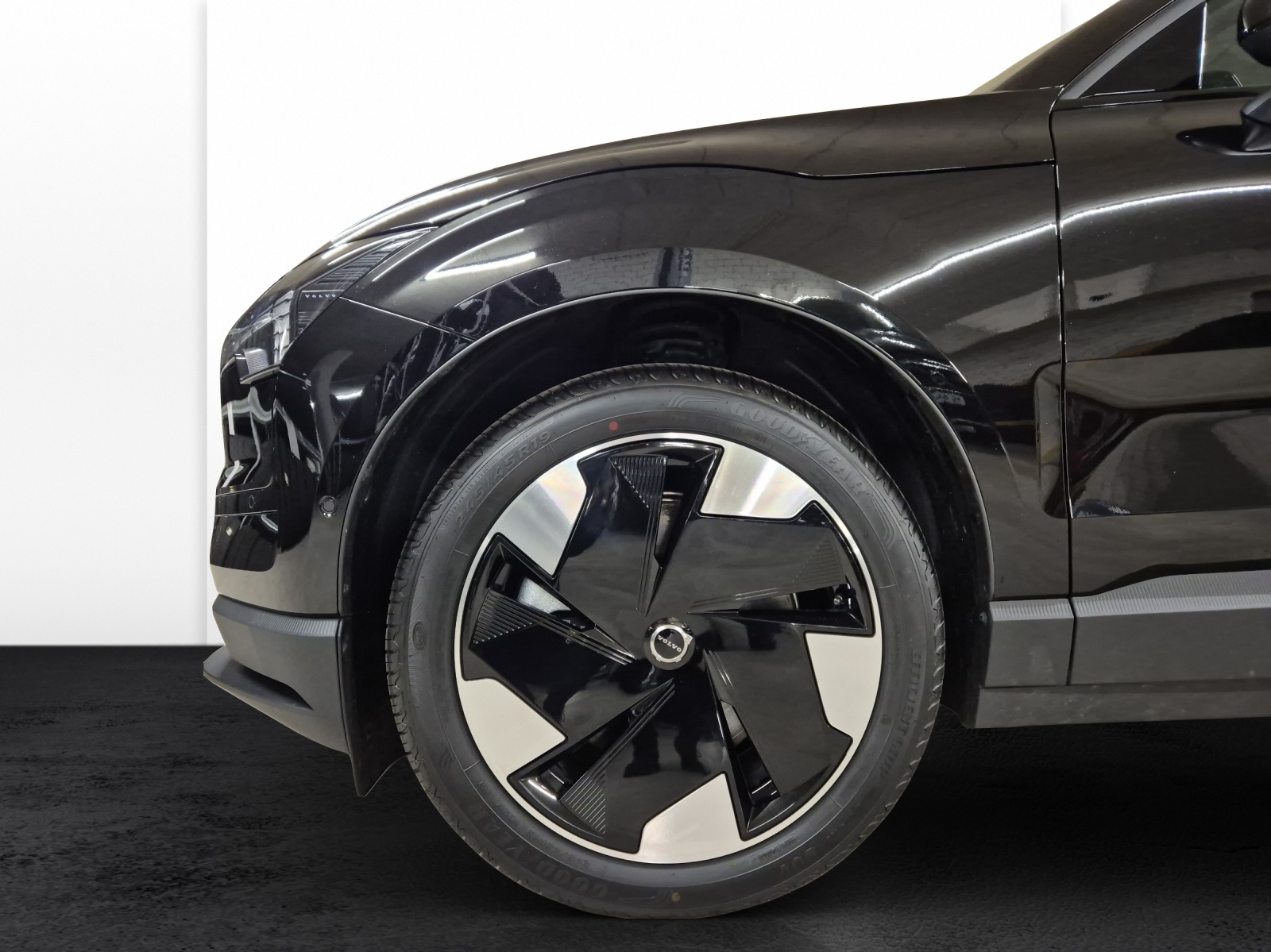 VOLVO EX30 E60 Twin Ultra Performance AWD-image-19