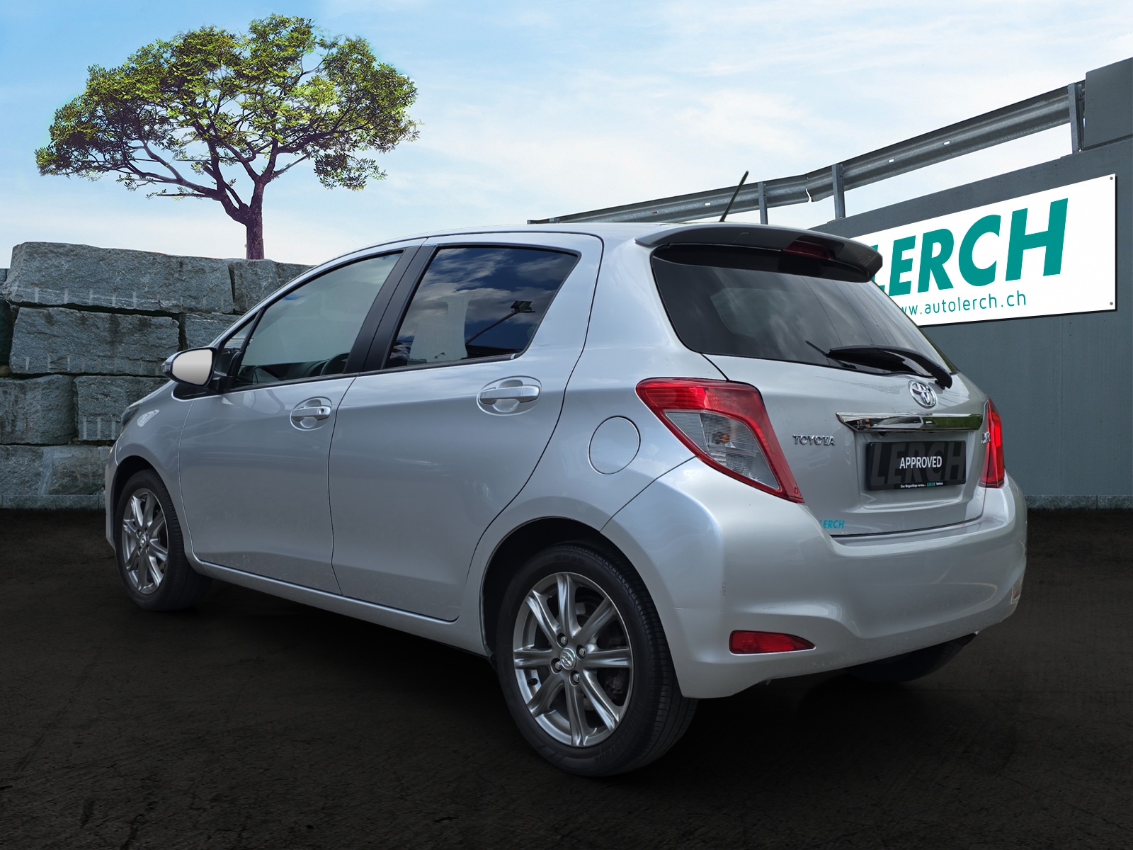 TOYOTA Yaris 1.33 Style Multidrive-image-3