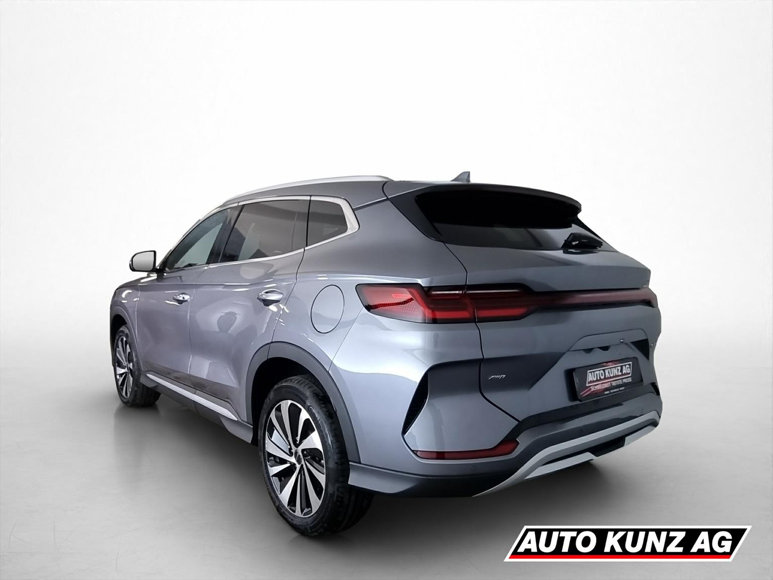 BYD Seal U DM-i Design AWD-image-3