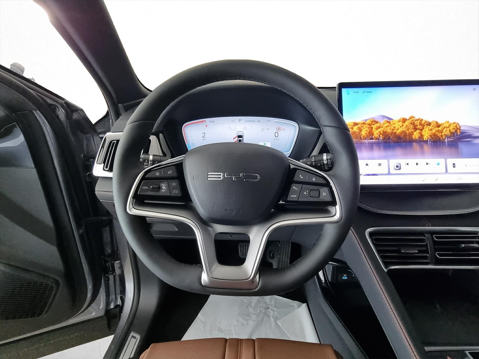 BYD Seal U DM-i Design AWD-image-8