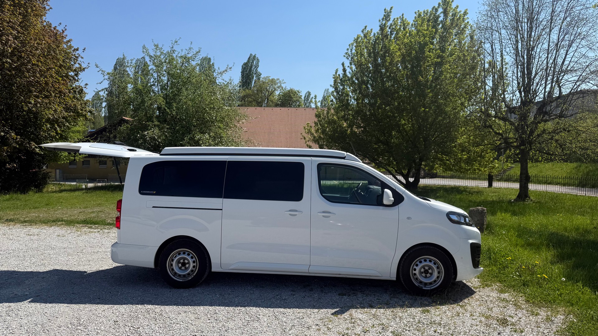 CITROEN Spacetourer EO 2.0 BlueHDi Feel XL EAT8-image-2