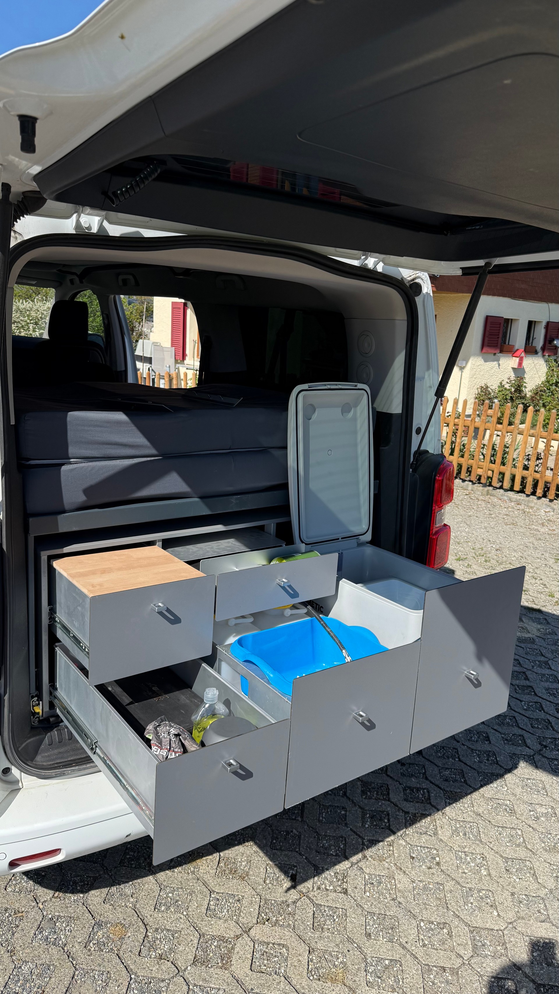 CITROEN Spacetourer EO 2.0 BlueHDi Feel XL EAT8-image-4
