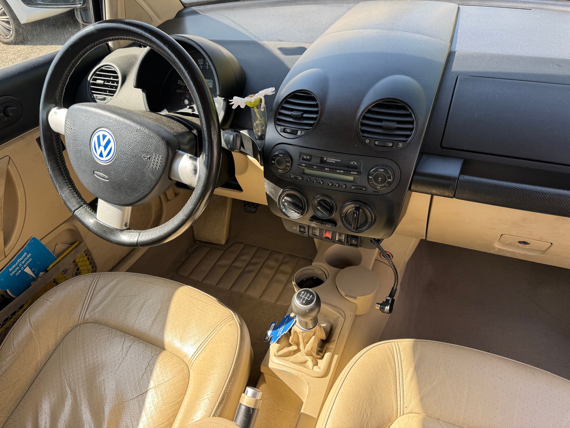 VW Beetle 2.0-image-11