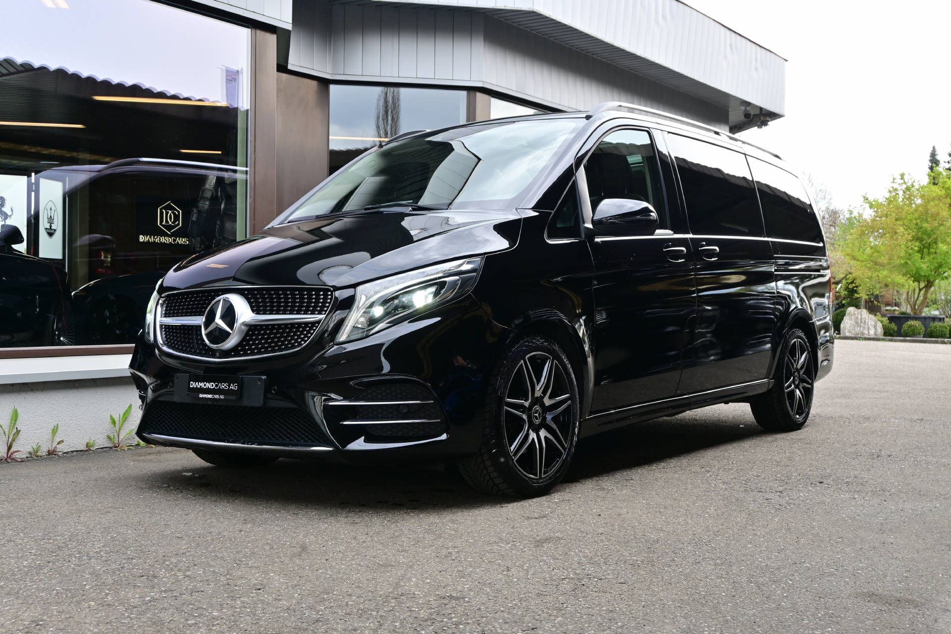 MERCEDES-BENZ V 250 d Exclusive AMG Line lang *Tisch*Panoramadach*Burmester*Sitzkühlung/Heizung*