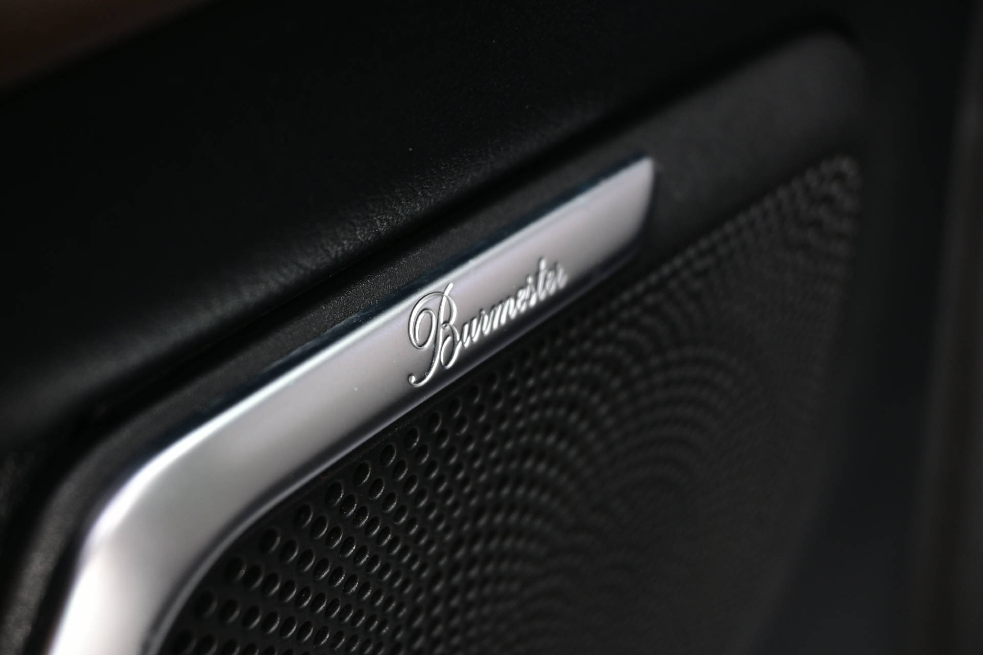 MERCEDES-BENZ V 250 d Exclusive AMG Line lang *Tisch*Panoramadach*Burmester*Sitzkühlung/Heizung*-image-22