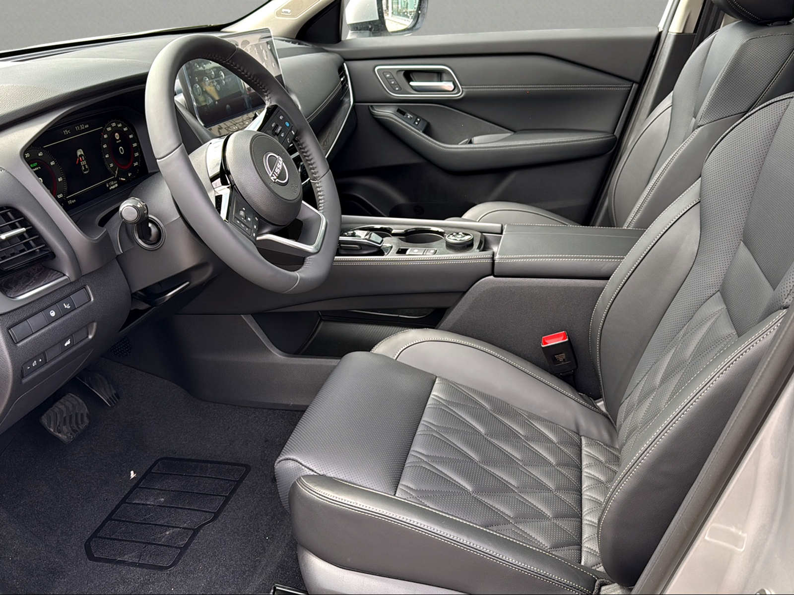 NISSAN X-Trail 1.5 VC-T e-Power 4WD 7 Sitze Tekna+-showroom-element-3