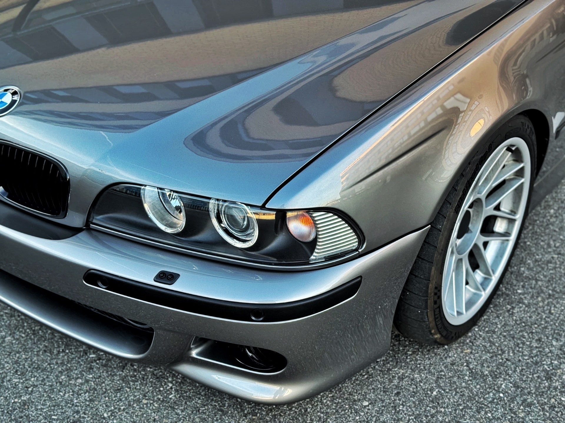 BMW M5-image-9