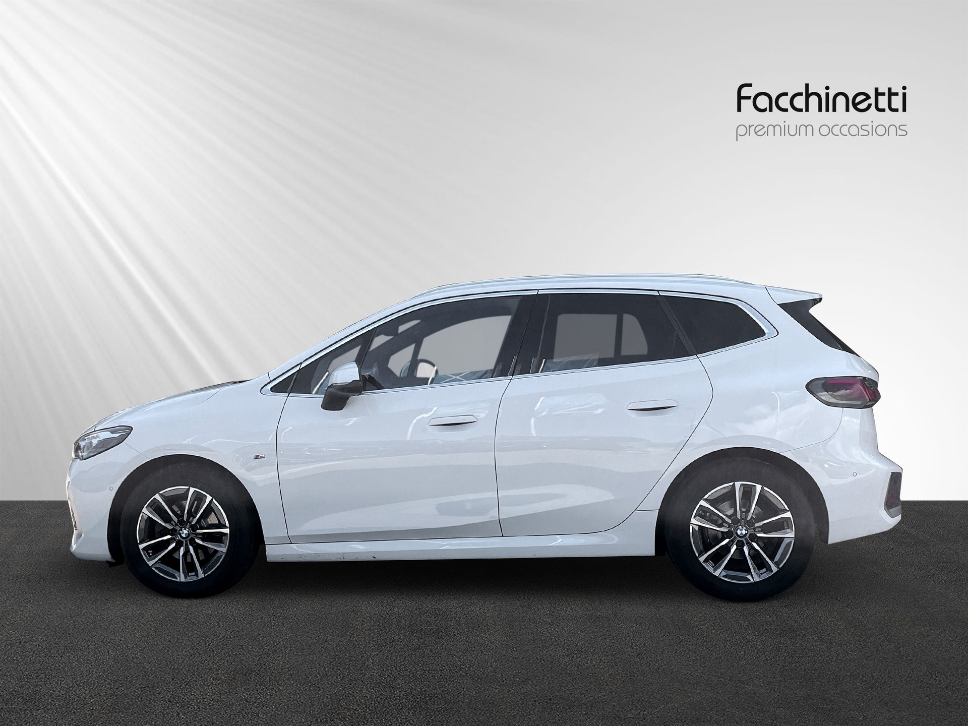 BMW 218i Active Tourer M Sport DKG-image-1