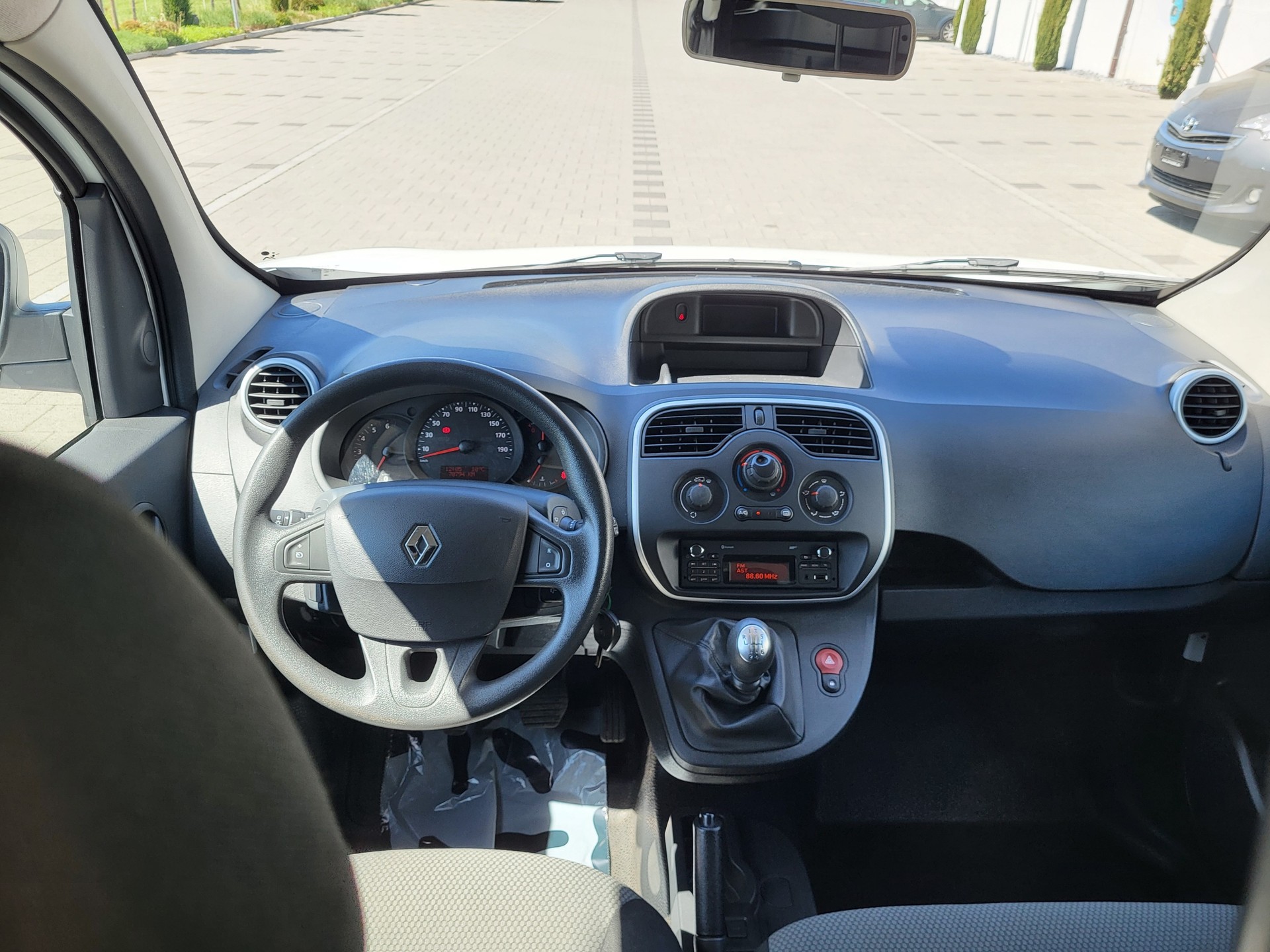 RENAULT Kangoo Maxi-image-5