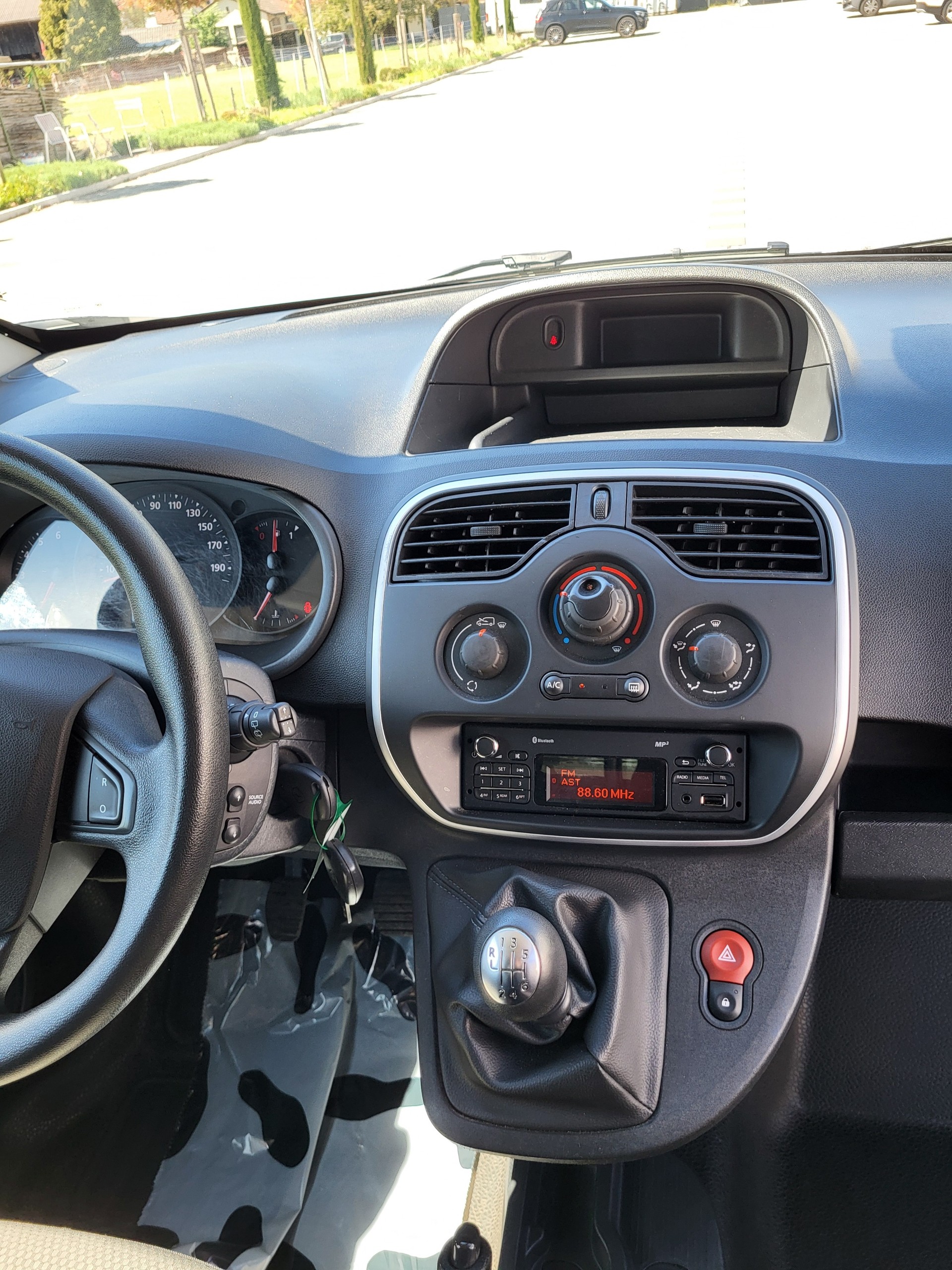 RENAULT Kangoo Maxi-image-6