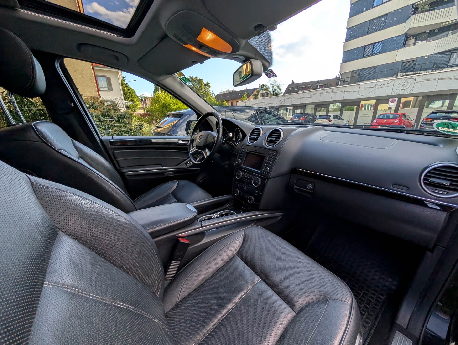 MERCEDES-BENZ GL 350 V6 CDI BlueTec-image-11