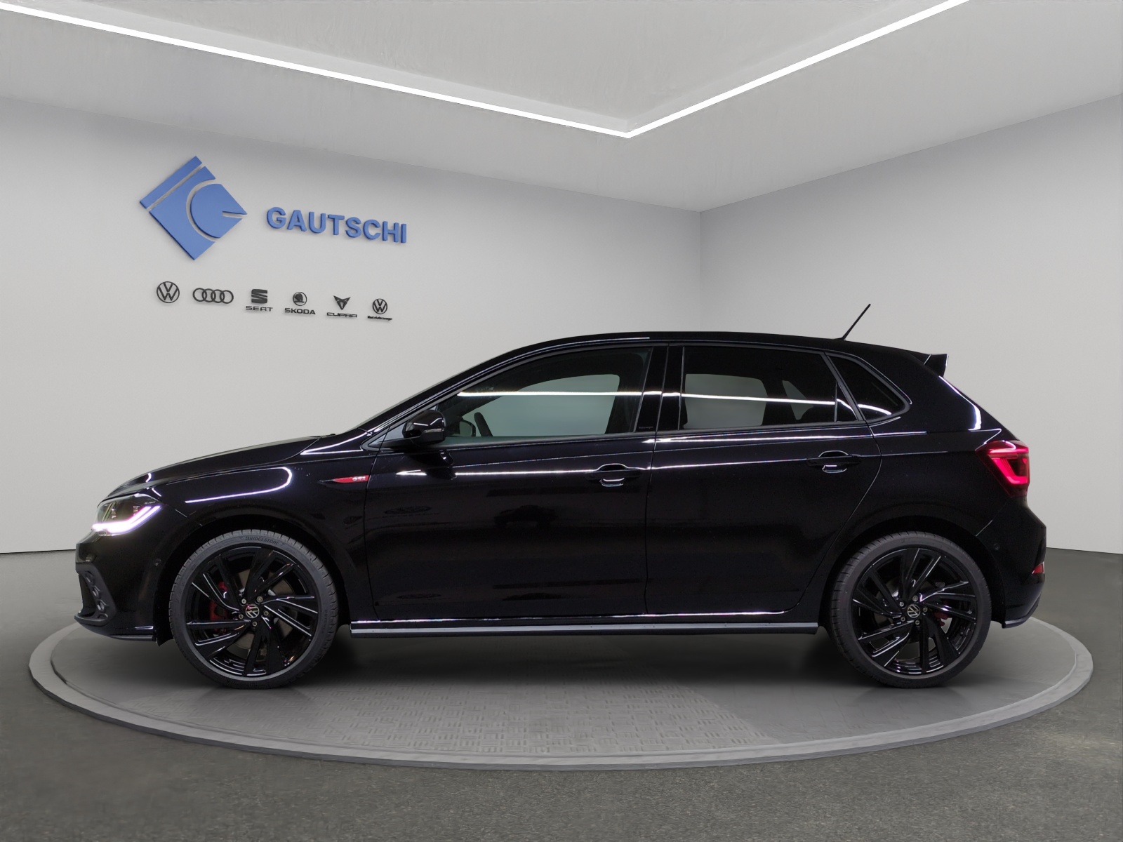 VW Polo 2.0 TSI GTI DSG-image-1