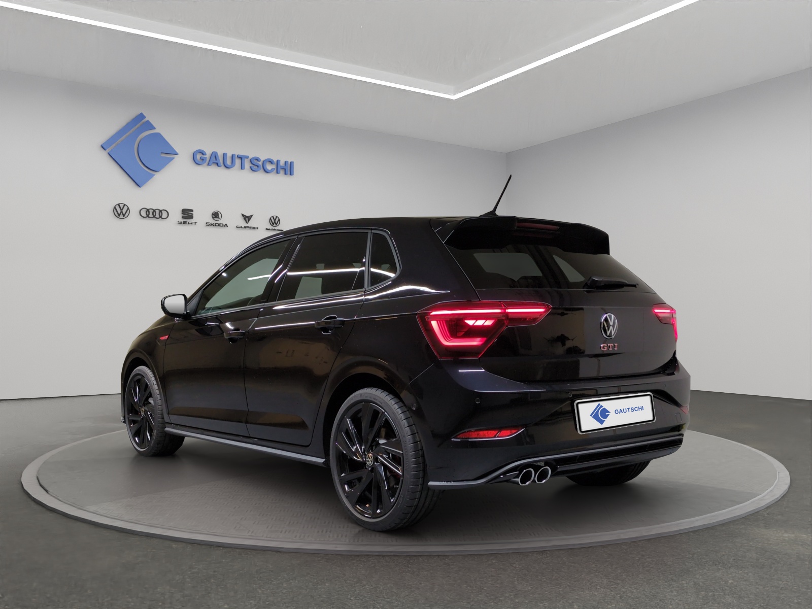 VW Polo 2.0 TSI GTI DSG-image-2