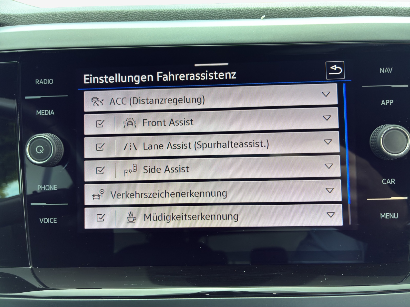 VW Polo 1.0 TSI R-Line DSG-image-13