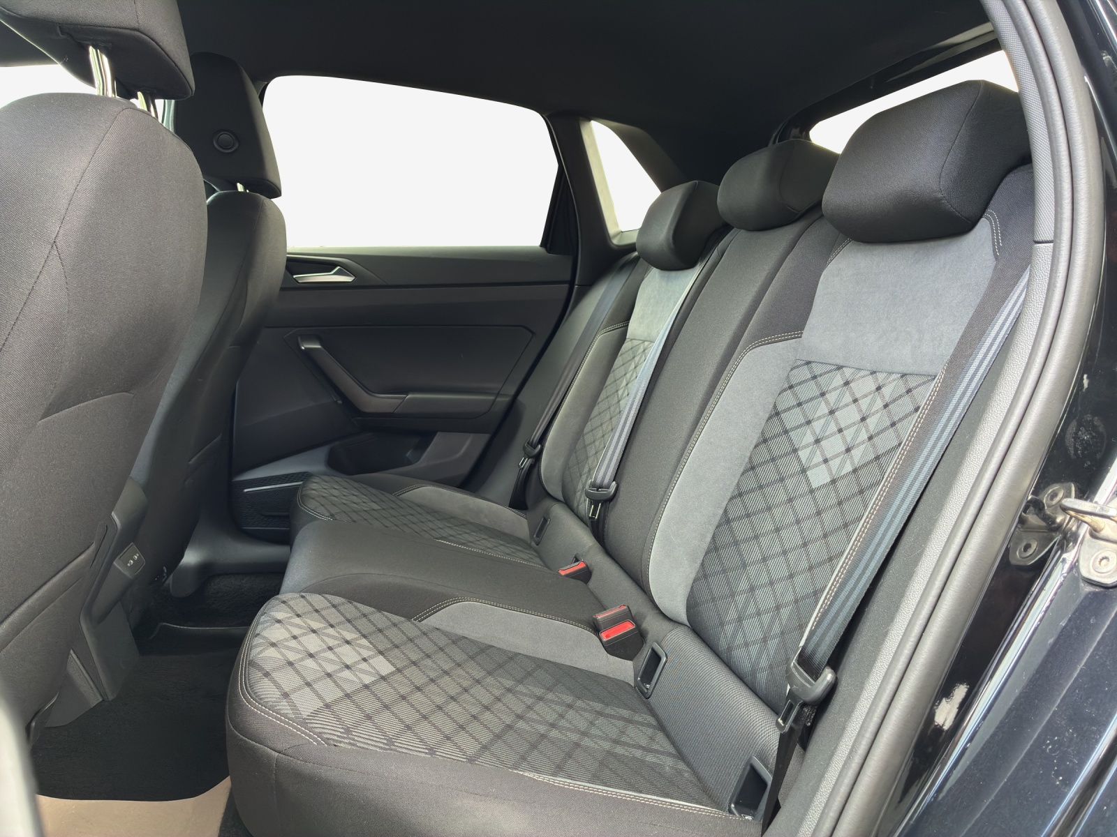 VW Polo 1.0 TSI R-Line DSG-image-11