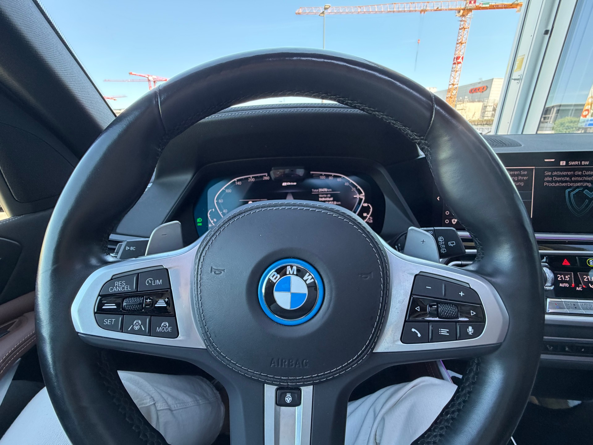 BMW X5 xDrive45e M Sport Steptronic-image-19
