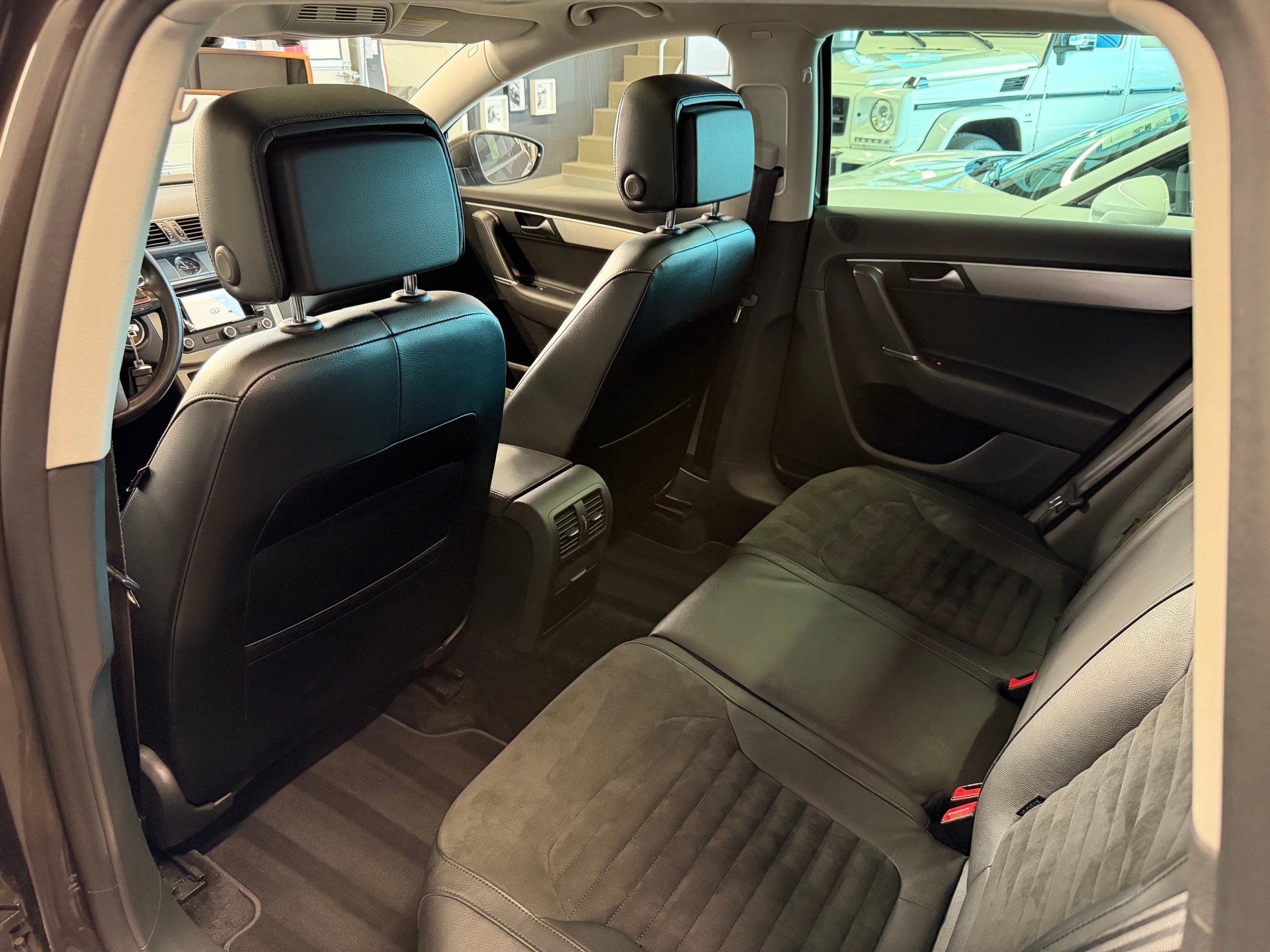 VW Passat Variant 2.0 TDI BMT Highline 4M-image-19