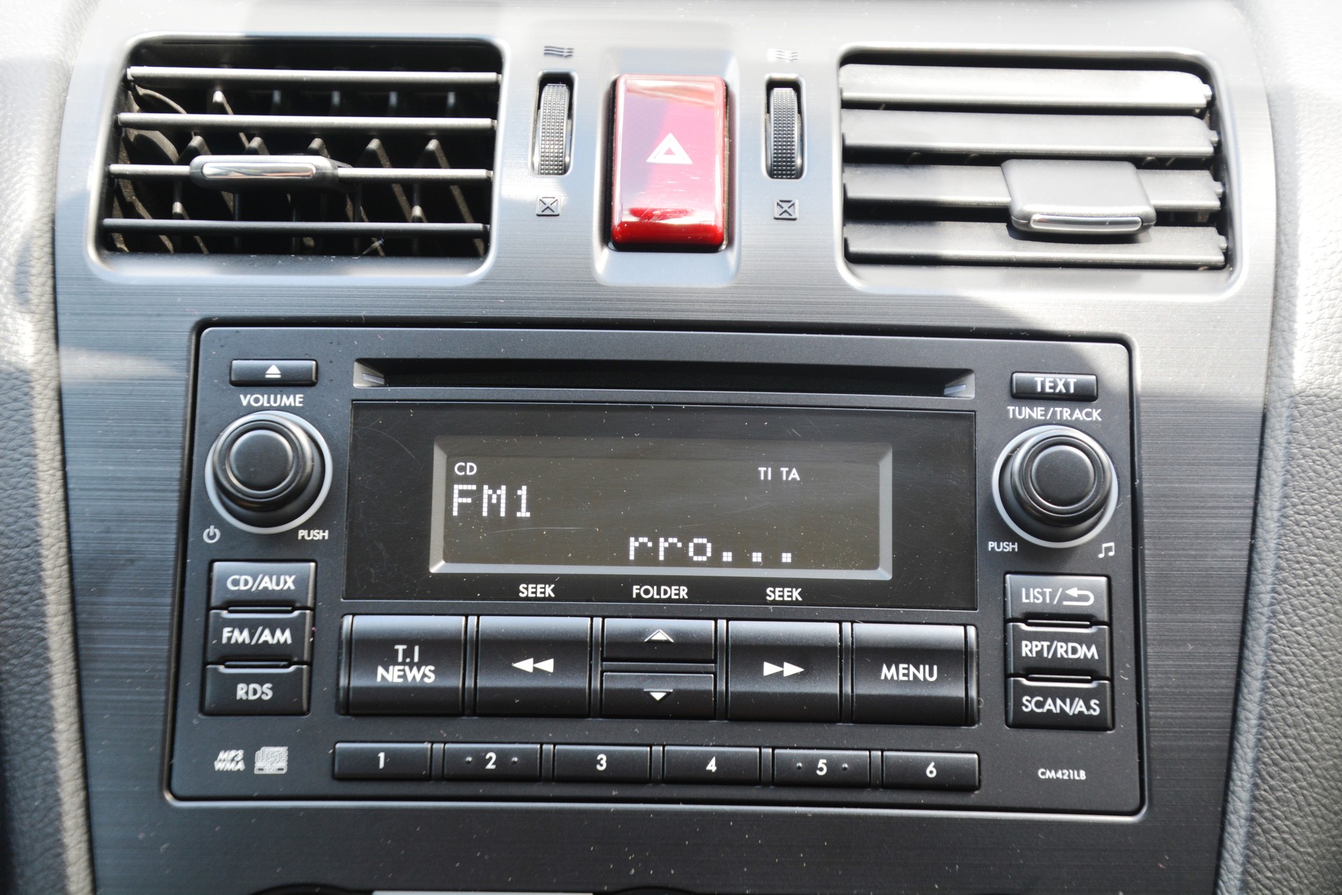 SUBARU XV 2.0 Swiss Two AWD CVT-image-10