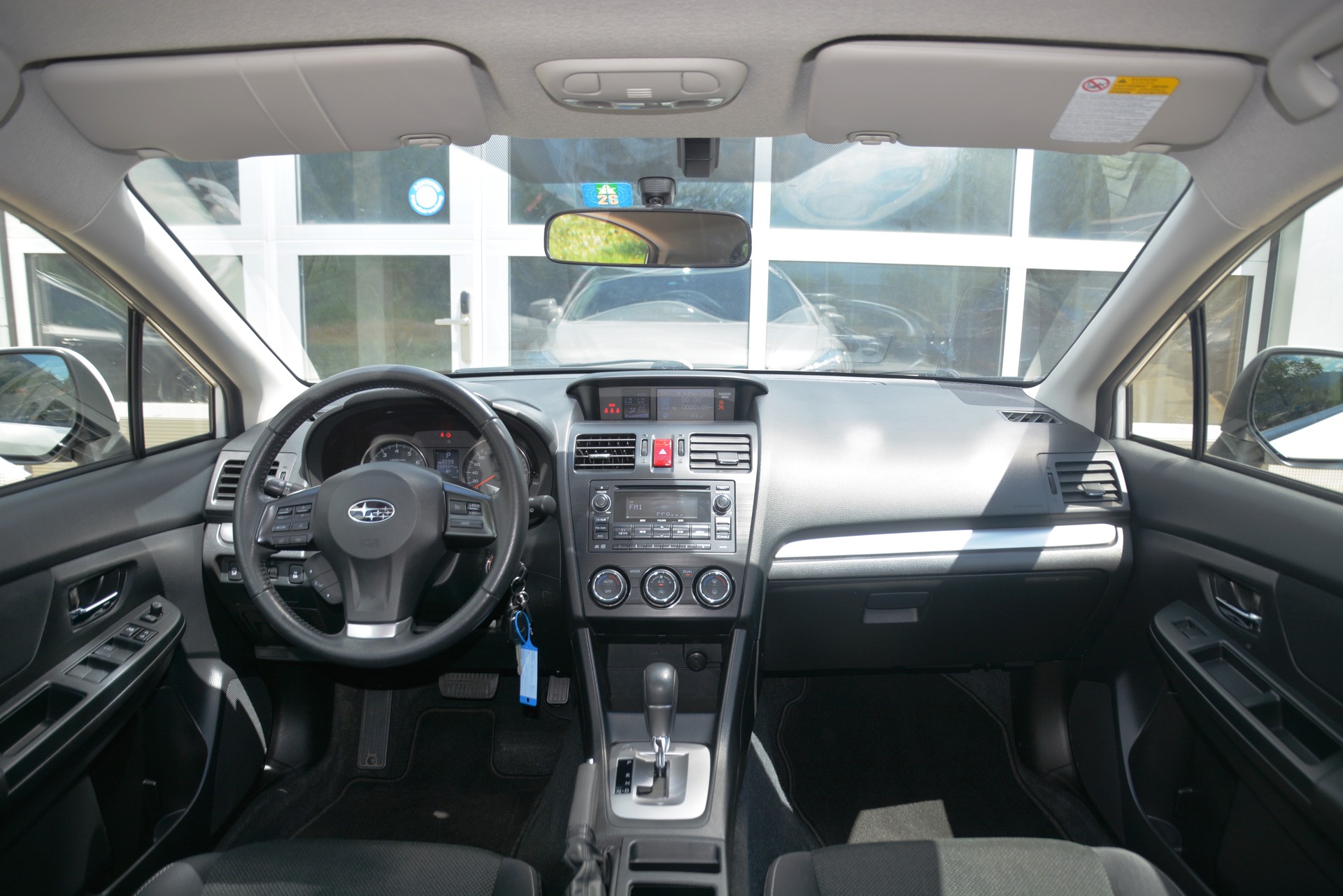 SUBARU XV 2.0 Swiss Two AWD CVT-image-5