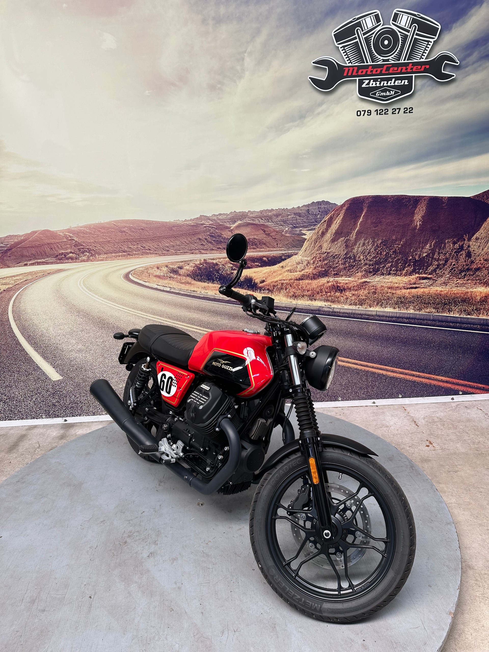MOTO GUZZI V7 III Stone 750 ABS 35 kW möglich-showroom-element-1