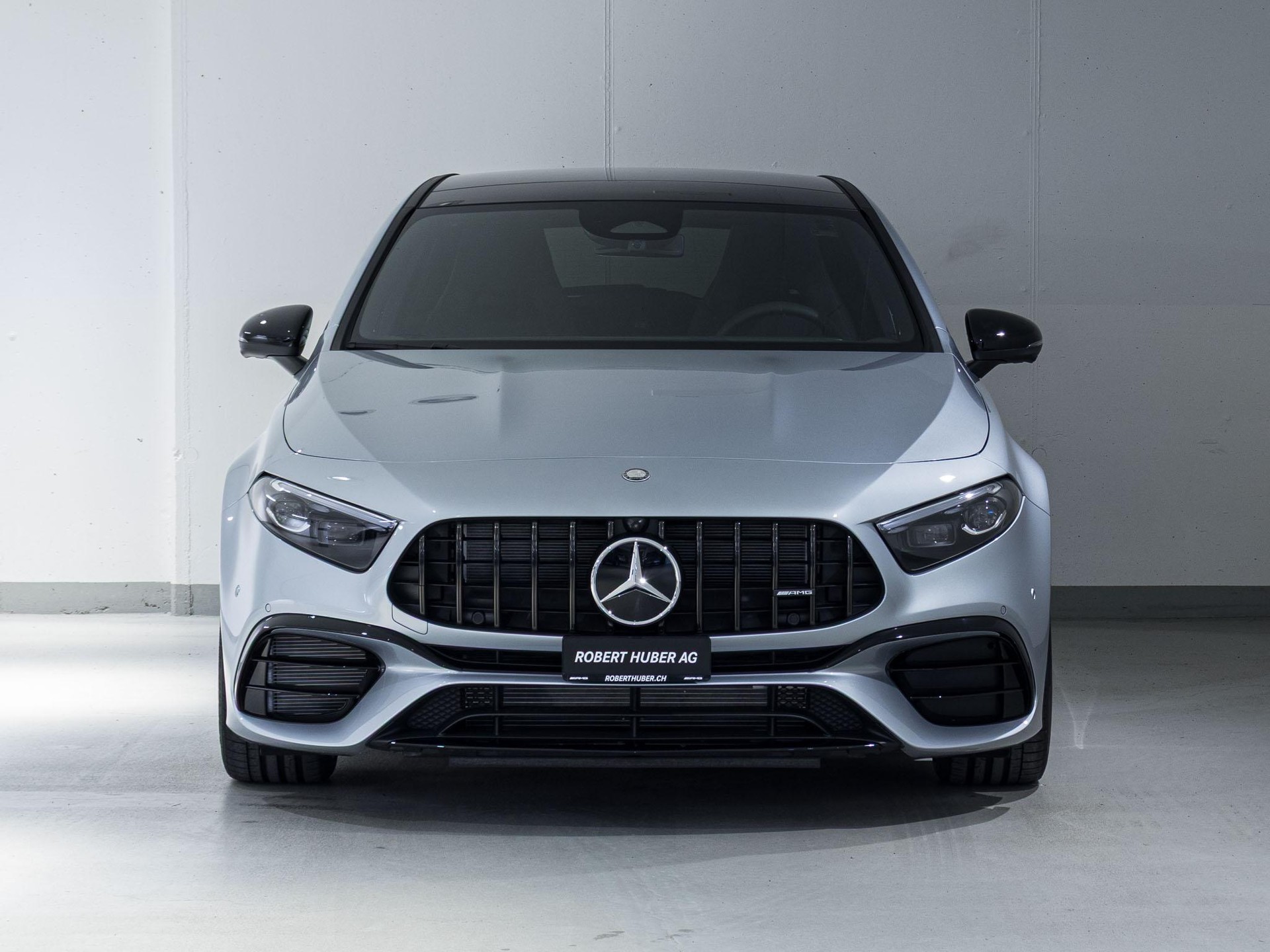 MERCEDES-BENZ A 45 S AMG 4MATIC+-image-2