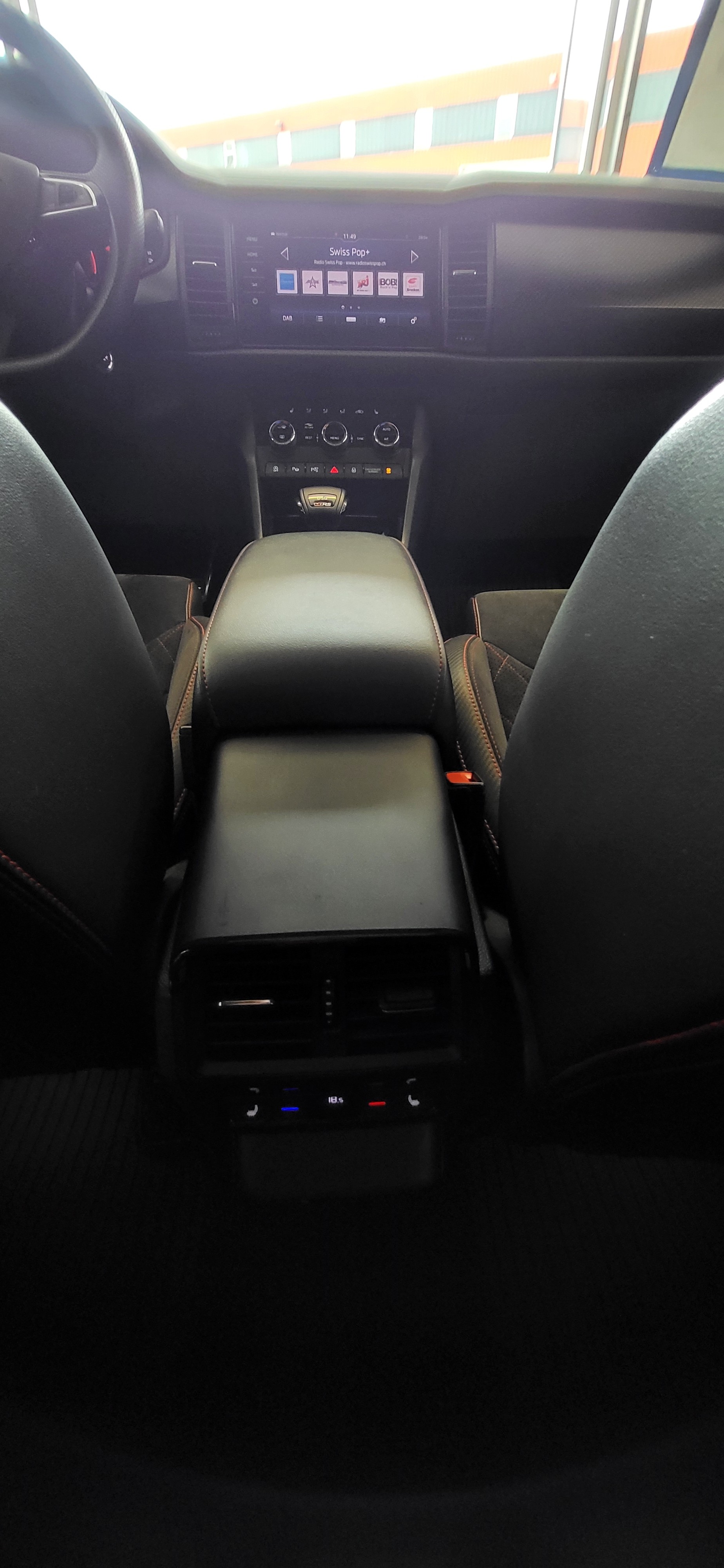 SKODA Kodiaq 2.0 Bi-TDI SCR RS 4x4 DSG-image-10